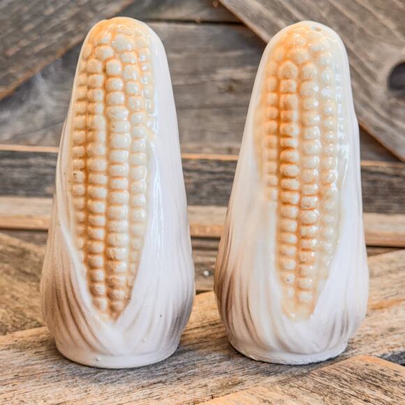 Vintage Corn On The Cob, Salt and Pepper Shakers,  Ceramic, 4” Tall - Picture 3 of 8